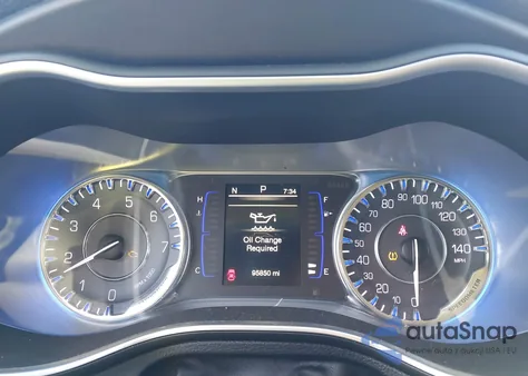 2017 Chrysler 200 Limited Platinum из США, поврежденный, VIN 1C3CCCAB3HN510772